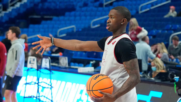 Davonte Davis-NCAA Practice 01